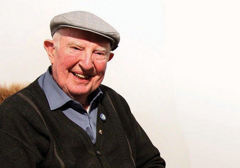 Umsjónarmanni vísnakeppninnar langaði til að sjá skemmtilegar vísur um Bjarna Har og hvað hagyrðingu…